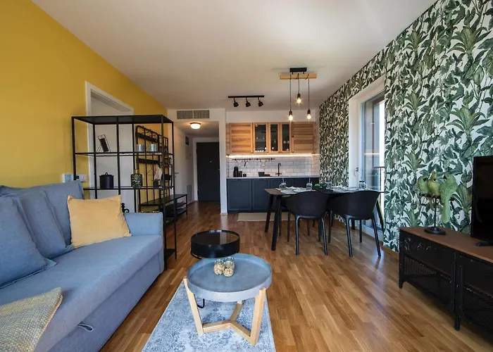 Jungle Mesh Lux Apartment